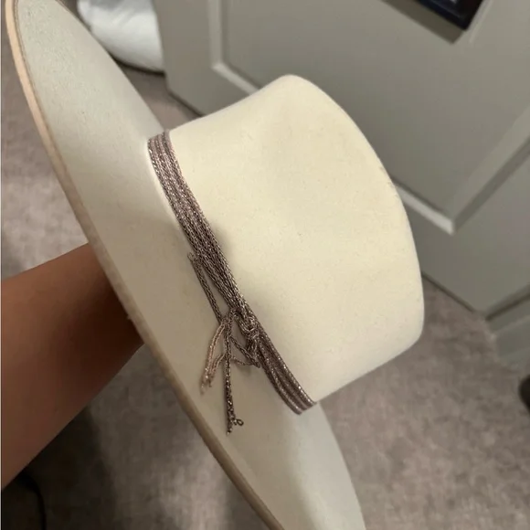 Stetson - Picture 3 of 6